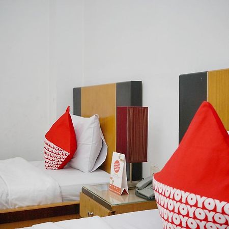 Oyo 2291 Hotel Bahagia Макасар Екстериор снимка