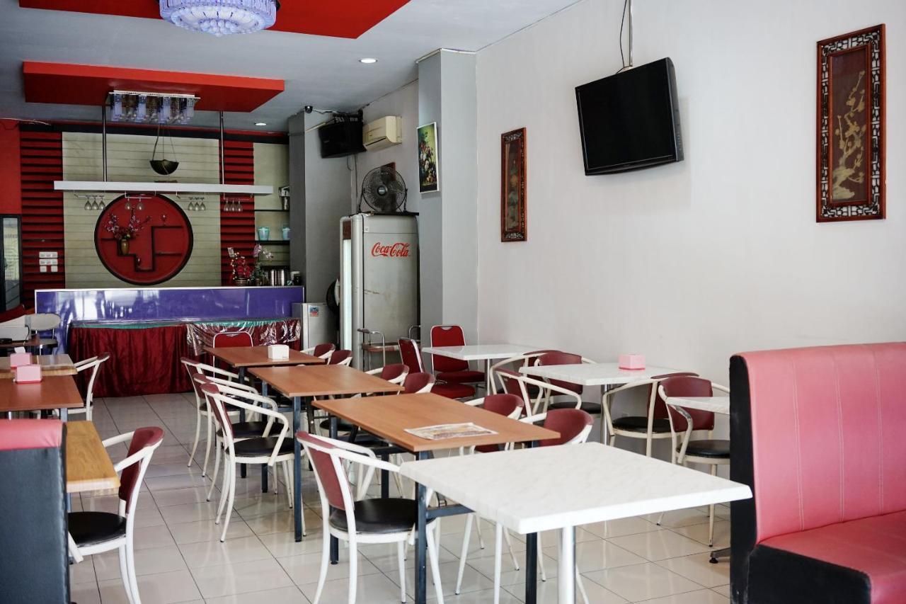 Oyo 2291 Hotel Bahagia Макасар Екстериор снимка