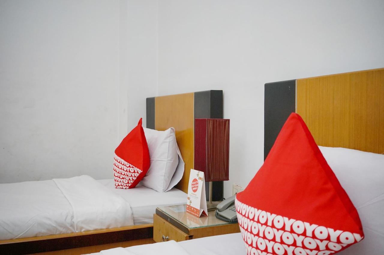 Oyo 2291 Hotel Bahagia Макасар Екстериор снимка