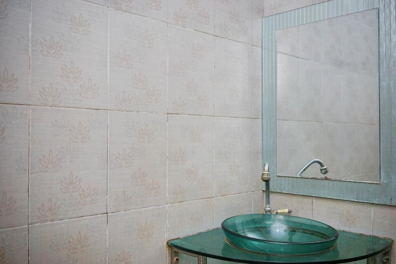 Oyo 2291 Hotel Bahagia Макасар Екстериор снимка